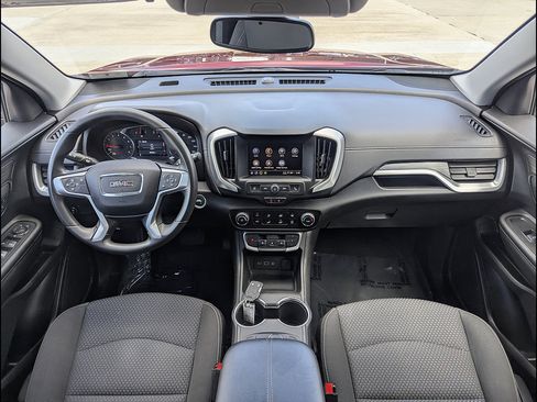 Used 2024 GMC Terrain SLE FWD image 22