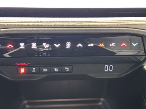 New 2026 Jeep Cherokee Overland w/ Trailer Tow Group image 18