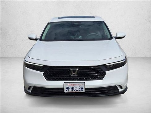 Used 2024 Honda Accord EX image 2