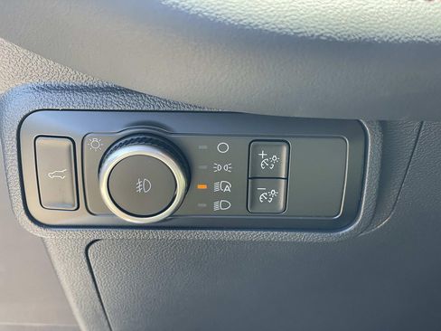 New 2026 Ford Explorer ST-Line w/ ST-Line Street Pack AWD/4WD image 15