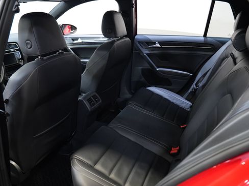 Used 2017 Volkswagen Golf 4-Door AWD/4WD image 37