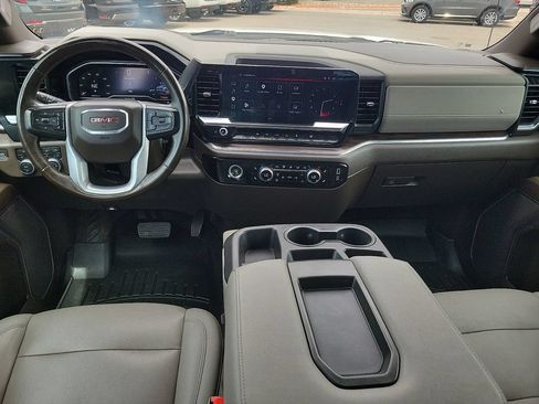 Used 2024 GMC Sierra 1500 SLT AWD/4WD image 21
