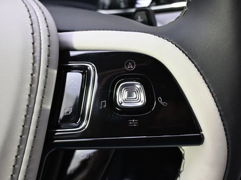 New 2026 Lincoln Aviator AWD w/ Jet Appearance Package image 35