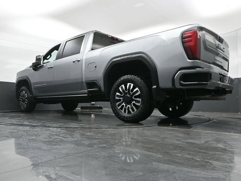 Used 2024 GMC Sierra 3500 Denali Ultimate image 46