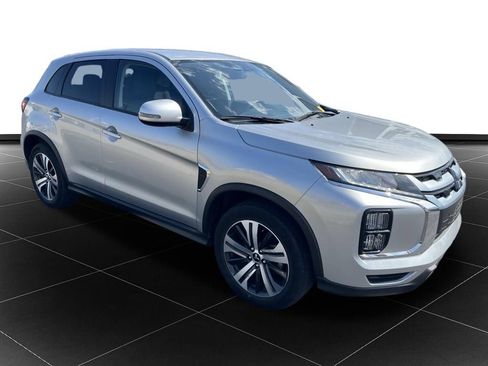 Used 2025 Mitsubishi Outlander Sport SE AWD/4WD image 7