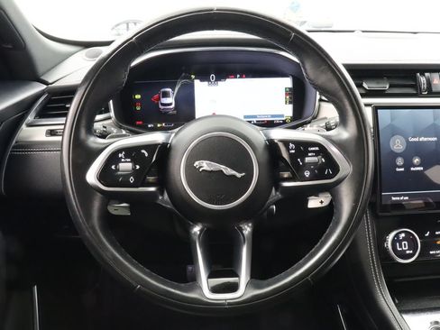 Used 2024 Jaguar F-PACE R-Dynamic S AWD/4WD image 17