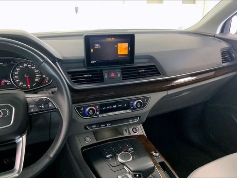 Used 2019 Audi Q5 2.0T Premium AWD/4WD image 13