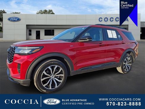 Certified 2025 Ford Explorer ST-Line image 1