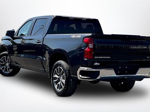 Used 2023 Chevrolet Silverado 1500 LT AWD/4WD image 5