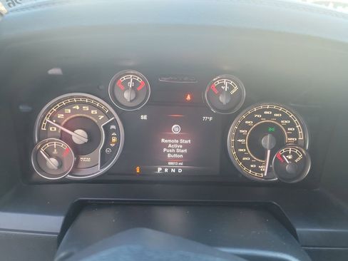 Used 2017 RAM 1500 Limited image 11