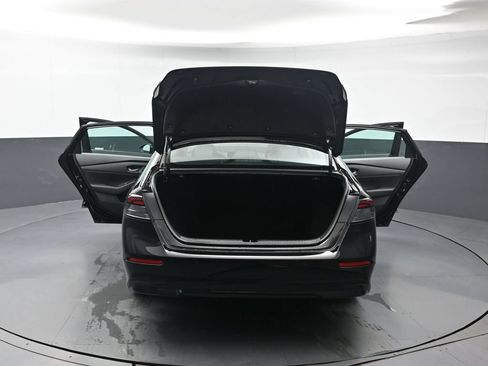 Used 2023 Honda Accord EX-L image 47