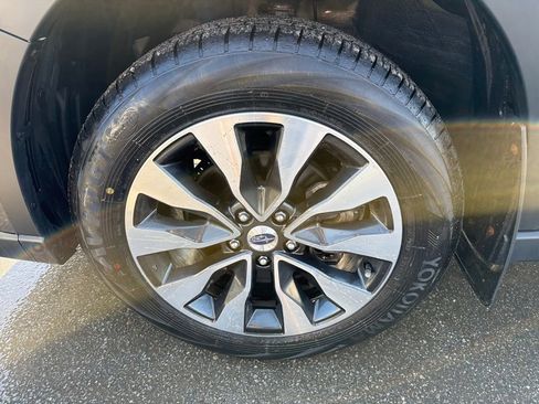 Certified 2024 Subaru Outback Limited image 11