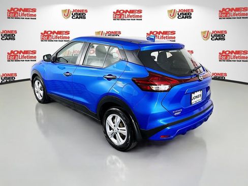 Certified 2023 Nissan Kicks S FWD image 2