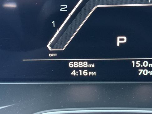 Used 2022 Audi RS 5 w/ Black Optic Carbon Package image 23