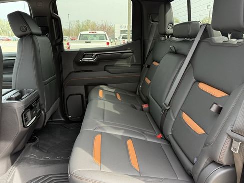 New 2026 GMC Sierra 1500 AT4 w/ AT4 Premium Package AWD/4WD image 6