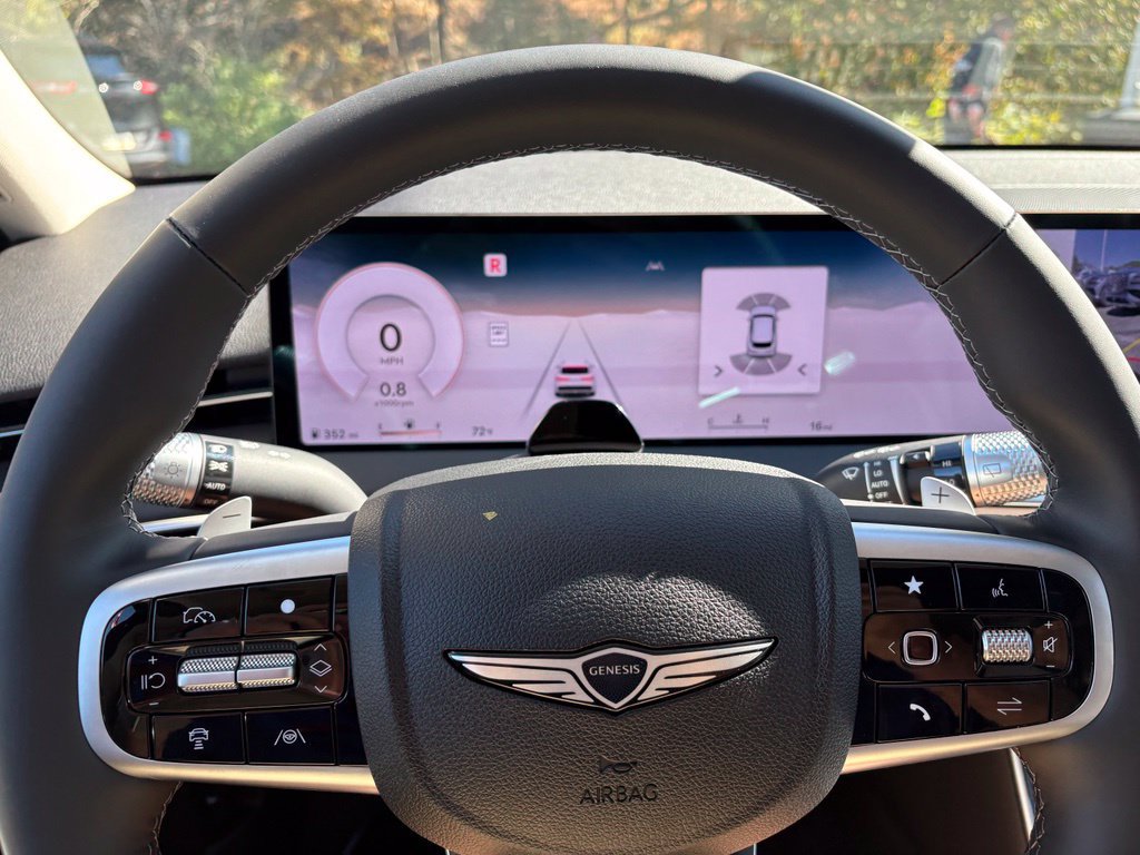 New 2027 Genesis GV70 2.5T Select AWD/4WD image 17