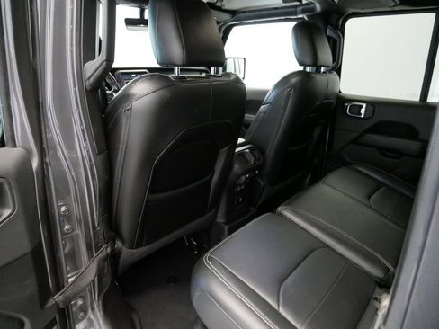 Certified 2022 Jeep Wrangler Unlimited Sahara w/ Cold Weather Group image 9