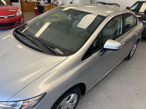 Used 2015 Honda Civic LX image 3