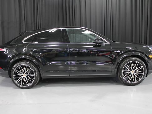 New 2026 Porsche Cayenne E-Hybrid Coupe image 8