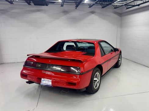 Used 1988 Pontiac Fiero image 5