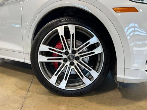 Used 2020 Audi SQ5 Premium Plus w/ Premium Plus Package AWD/4WD image 10
