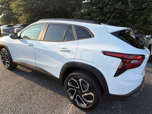 New 2026 Chevrolet Trax RS w/ Driver Confidence Package FWD image 9