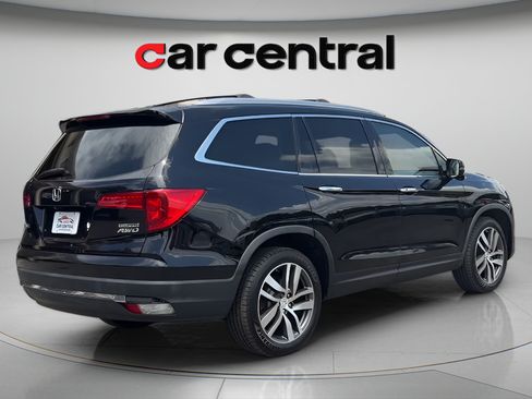 Used 2016 Honda Pilot Touring image 7