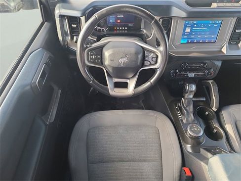 Used 2022 Ford Bronco Outer Banks image 16