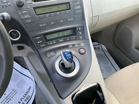 Used 2011 Toyota Prius Two FWD image 21