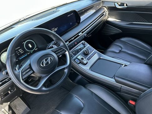 Used 2024 Hyundai Palisade Calligraphy image 10