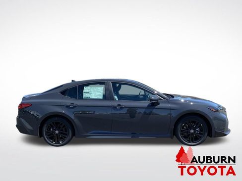 New 2026 Toyota Camry SE FWD image 8