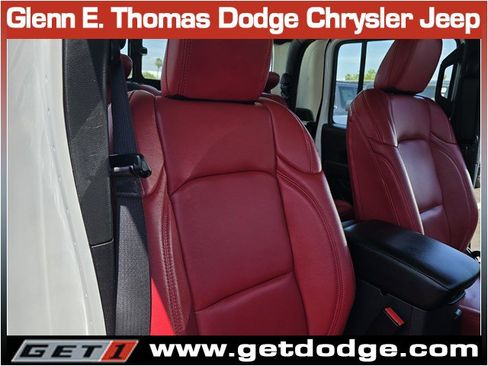 Certified 2023 Jeep Gladiator Sport AWD/4WD image 32