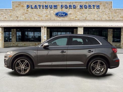 Used 2018 Audi SQ5 Premium Plus w/ Navigation Package image 3