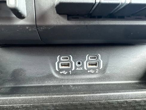 Used 2023 RAM 1500 Big Horn AWD/4WD image 23