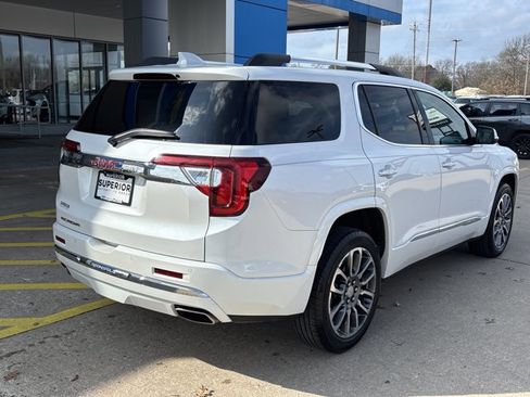 Used 2021 GMC Acadia Denali w/ Denali Technology Package image 3