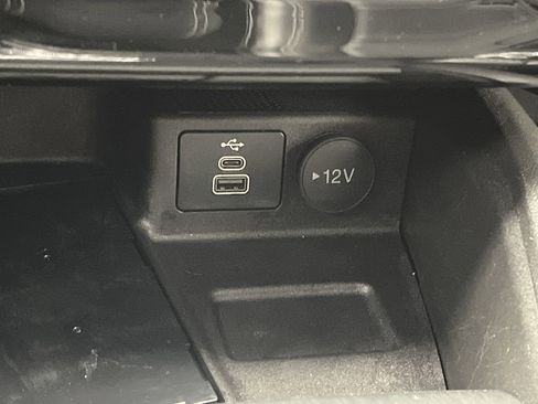 Certified 2024 Ford Escape Platinum image 24