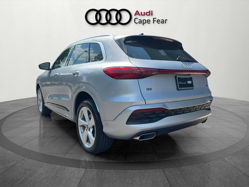 Used 2025 Audi Q5 Premium Plus AWD/4WD image 3