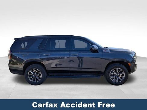 Used 2024 Chevrolet Tahoe Z71 w/ Luxury Package AWD/4WD image 3