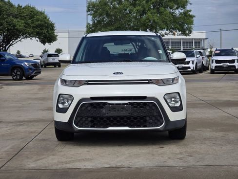 Used 2020 Kia Soul LX FWD image 11