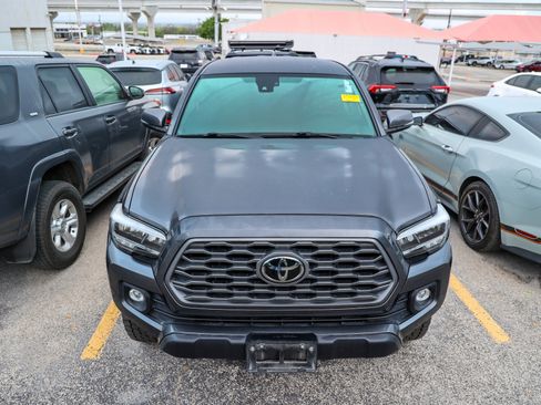 Used 2023 Toyota Tacoma TRD Off-Road image 5