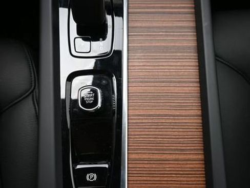 Used 2025 Volvo S60 B5 Plus FWD image 11
