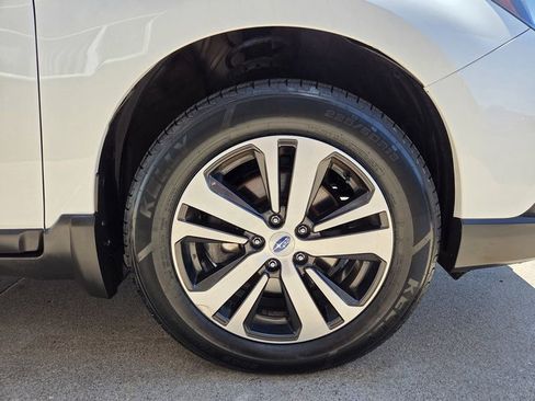 Used 2019 Subaru Outback 3.6R Limited AWD/4WD image 37