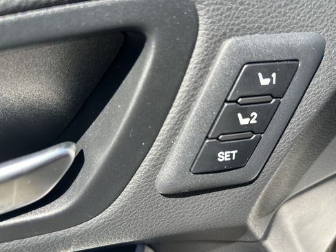 Certified 2025 Toyota Sienna XSE w/ XSE Premium Package AWD/4WD image 18