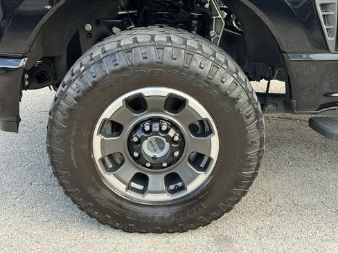 Used 2024 Ford F250 Lariat w/ Lariat Ultimate Package AWD/4WD image 10
