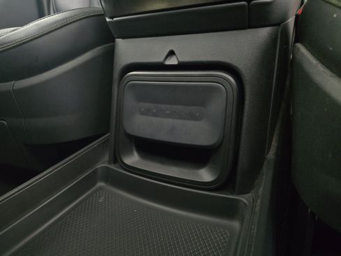 Used 2024 Rivian R1S Adventure AWD/4WD image 33