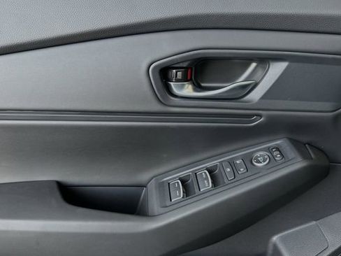 New 2025 Honda Accord SE image 11