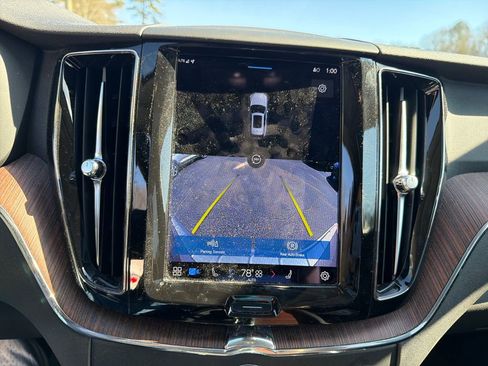 Certified 2023 Volvo XC60 B5 Plus w/ Protection Package Premier image 24