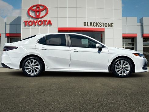 Certified 2023 Toyota Camry LE FWD image 2