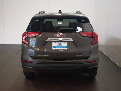 Used 2020 GMC Terrain SLE w/ Driver Convenience Package AWD/4WD image 5