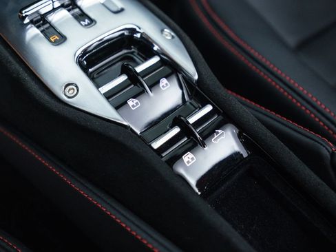Used 2024 Ferrari SF90 Spider AWD/4WD image 62